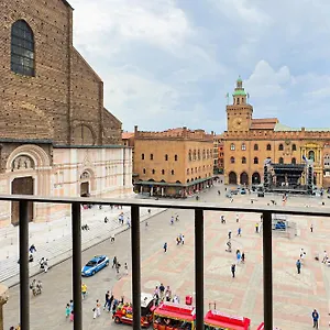  Apartment Immobo Domus - Piazza Maggiore View Italy