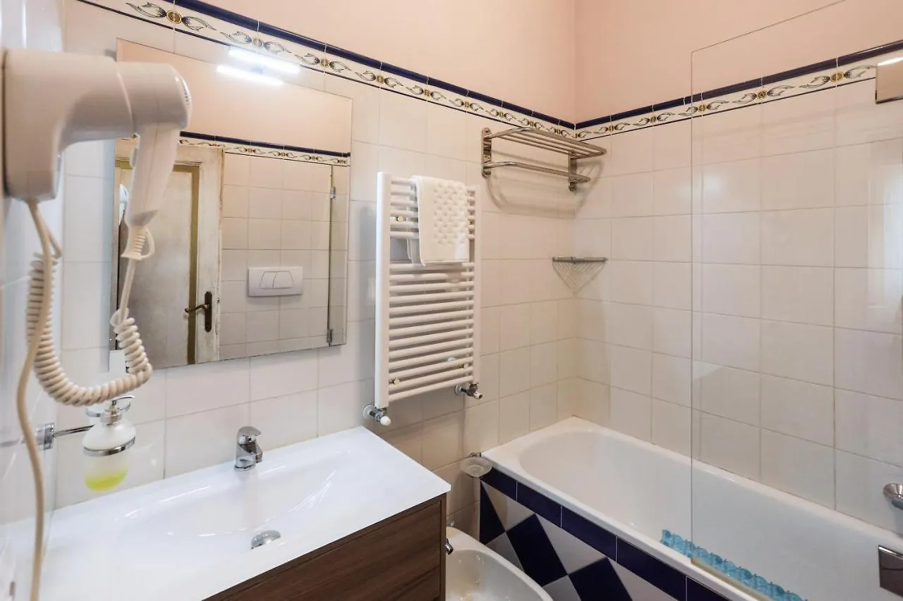 Santo Spirito - Elegante Appartamento In Pieno Centro 佛罗伦萨 0*,